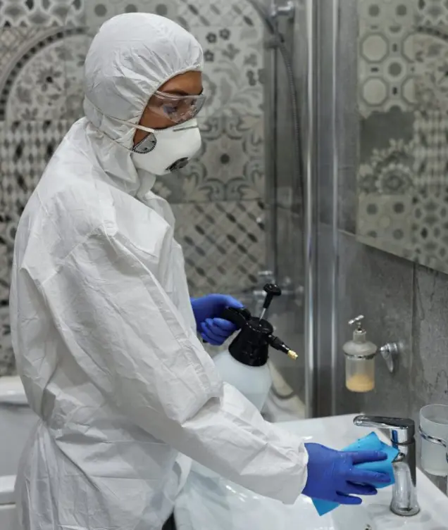 alt="sprzątanie specjalistyczne i dezynfekcja 24/7"<br />
